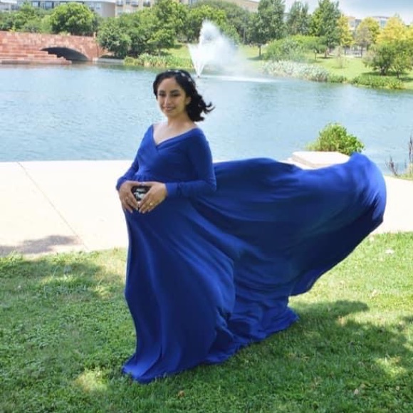 Off shoulders  maternity dreess - Picture 2 of 7